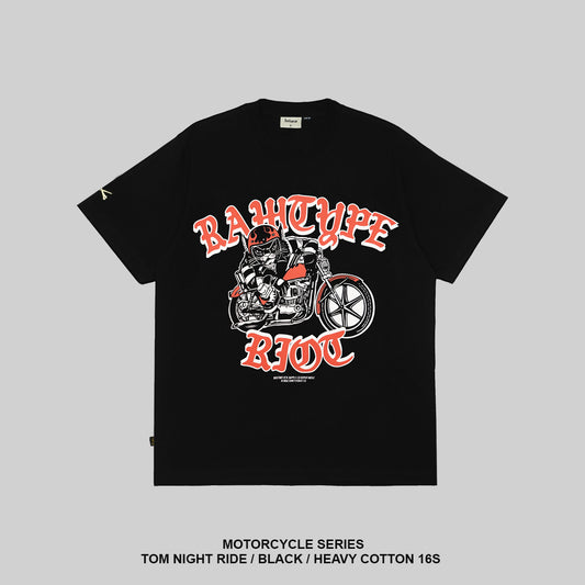 TOM NIGHT RIDE TEE - BLACK